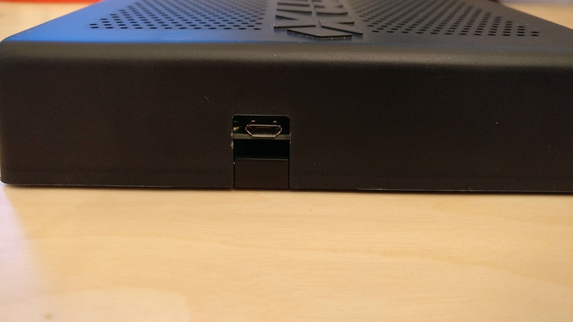micro-USB power