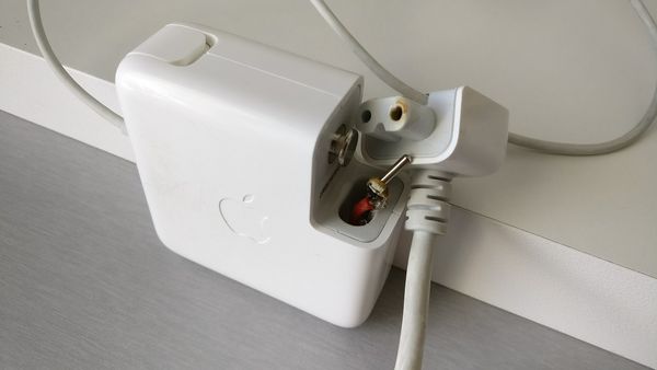 How I almost burnt my hotel down with a 'genuine' MacBook Pro charger